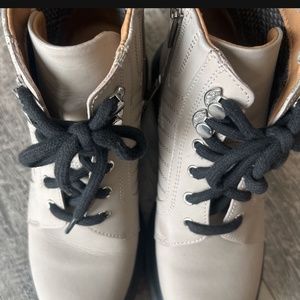 Aquatalia ankle boots